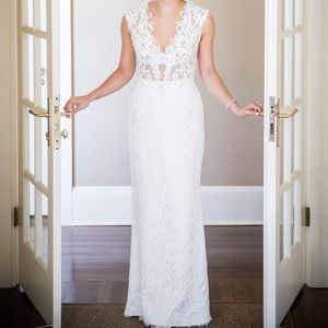 Pre-Owned Designer Wedding Dress  (BERTA)